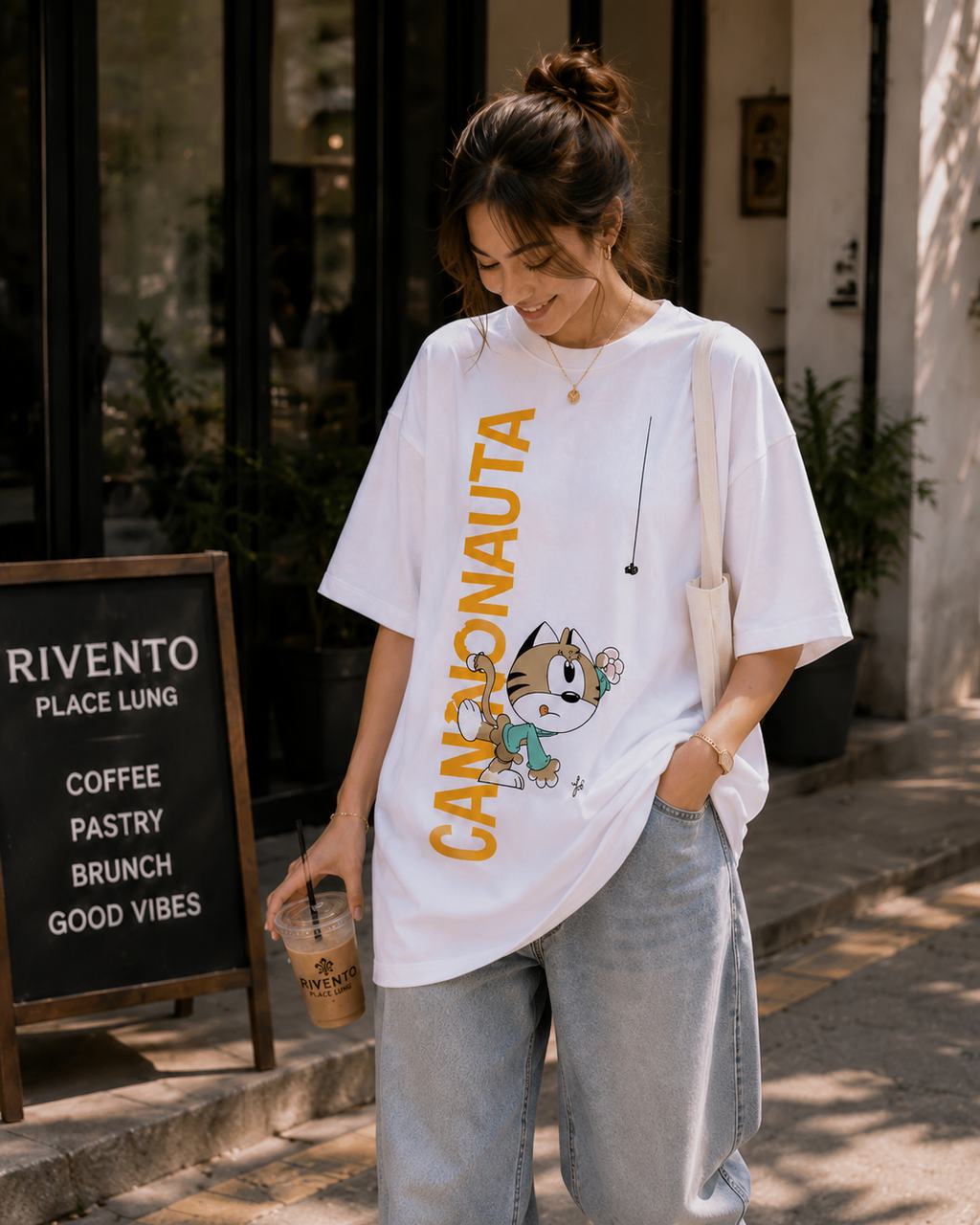 Women Cannauta Cartoon Oversized T-Shirt