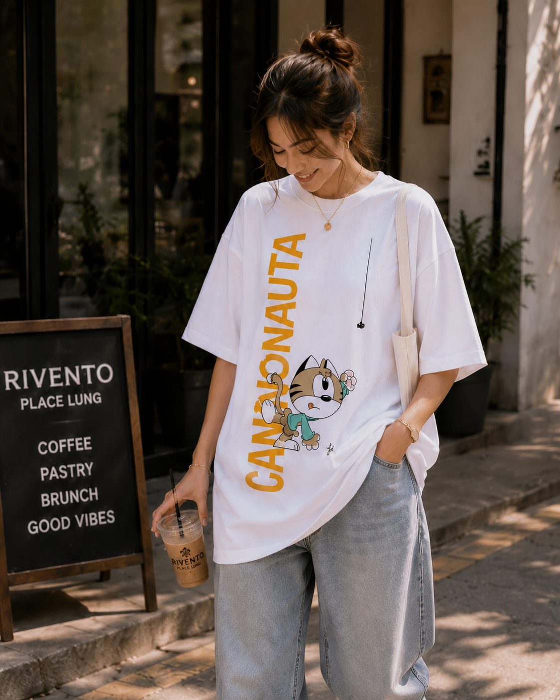Women Cannauta Cartoon Oversized T-Shirt