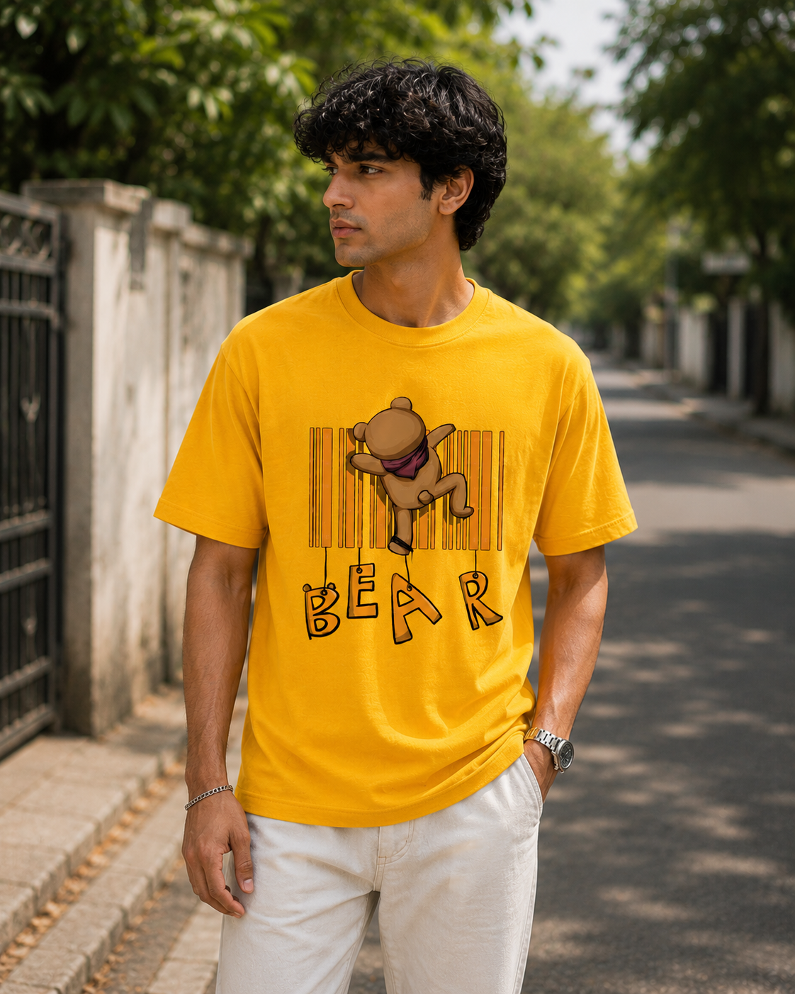 Dabbing Bear Graphic Men Classic Fit T-Shirt