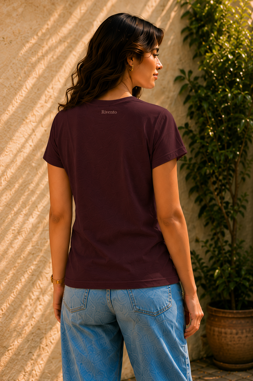 Women Strong Indigenous Woman Graphic T-Shirt