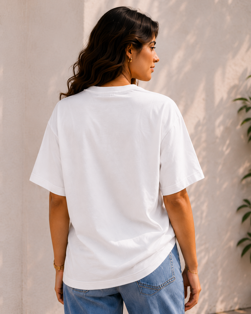Women Urban Crown Abstract Face Oversized Graphic T-Shirt