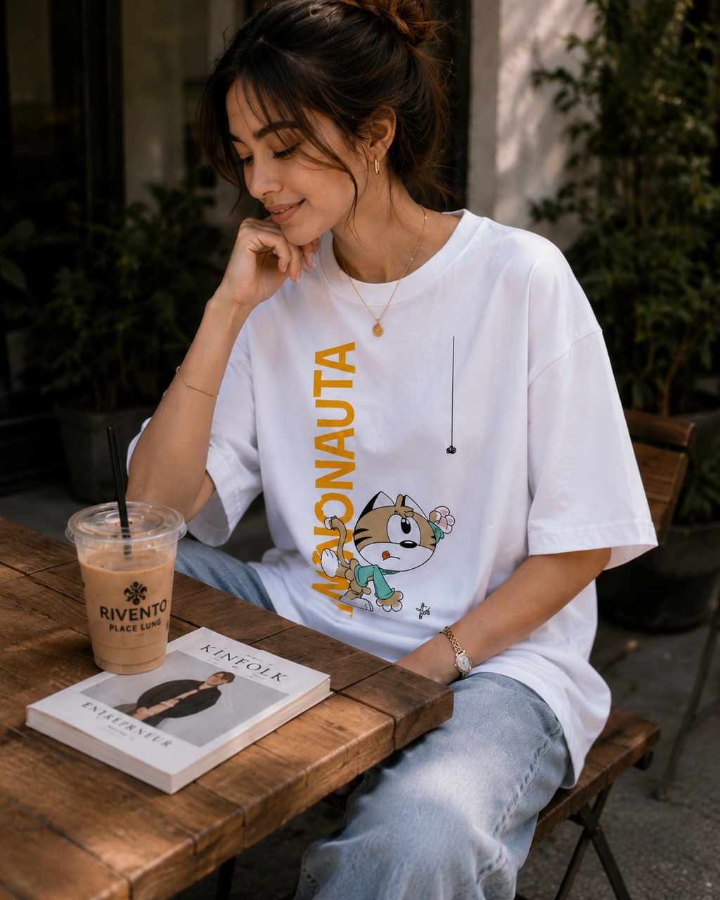 Women Cannauta Cartoon Oversized T-Shirt